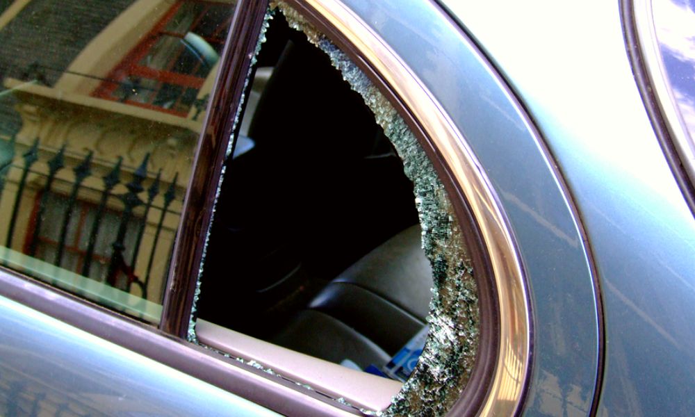 Car vent window repair and replacement