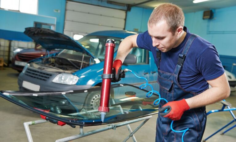 Best windshield repair service