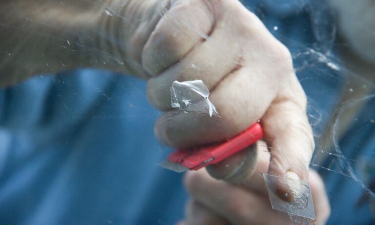 Where to fix cracked windshield