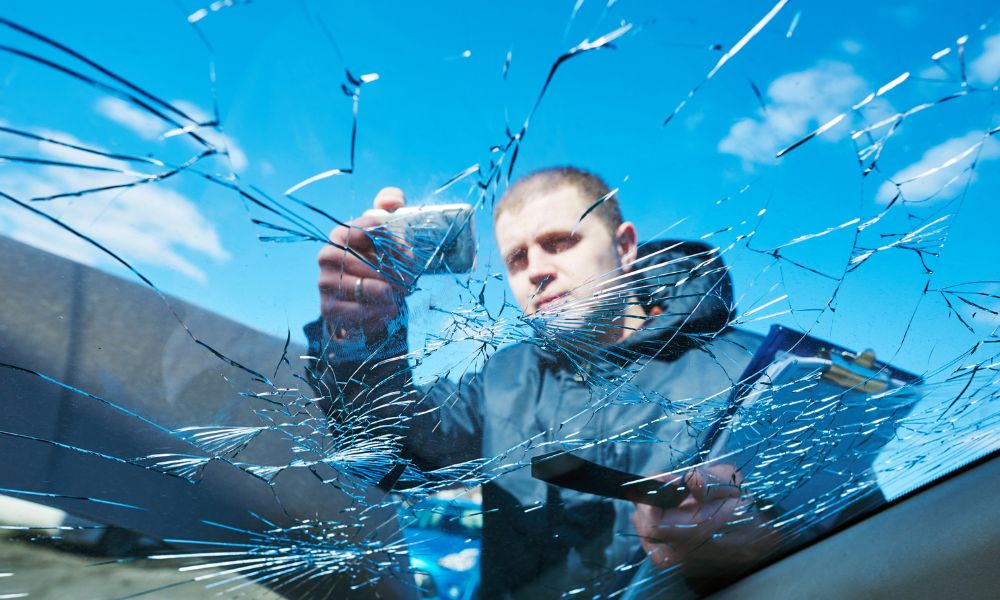Auto glass insurance claims