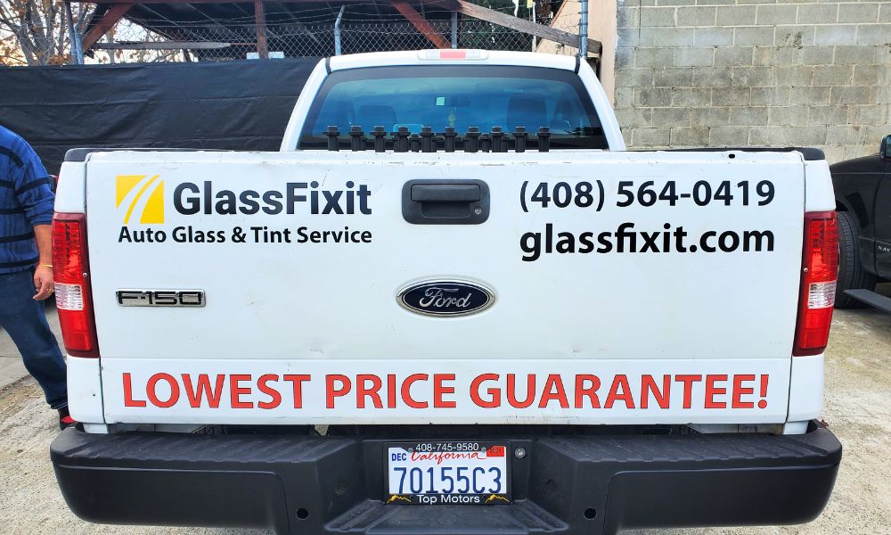 Vehicle glass replacement near me