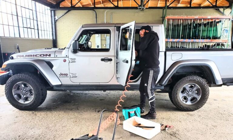 Auto window replacement