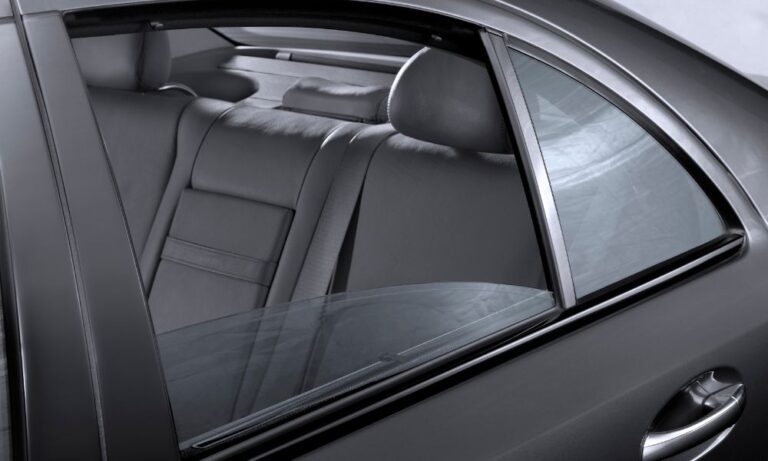 What are the parts of a car window