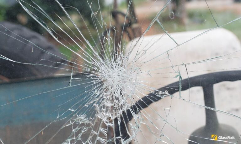 Spider crack in windshield